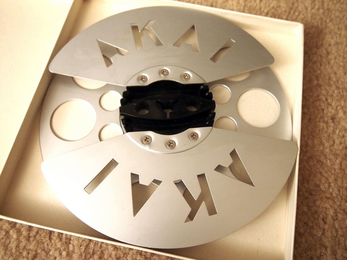 AkaiReel003.JPG